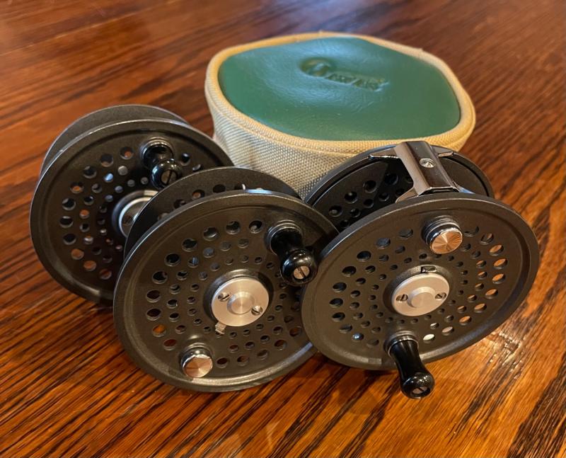 Orvis Battenkill 8/9 fly reel (almost new condition). sold at auction on  15th October